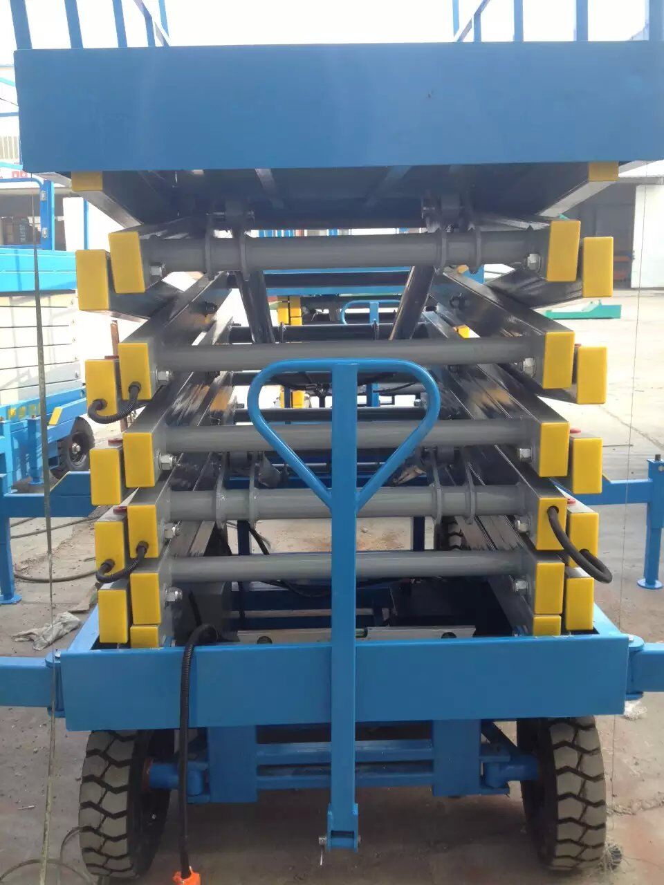 移動式升降平臺 移動式升降平臺