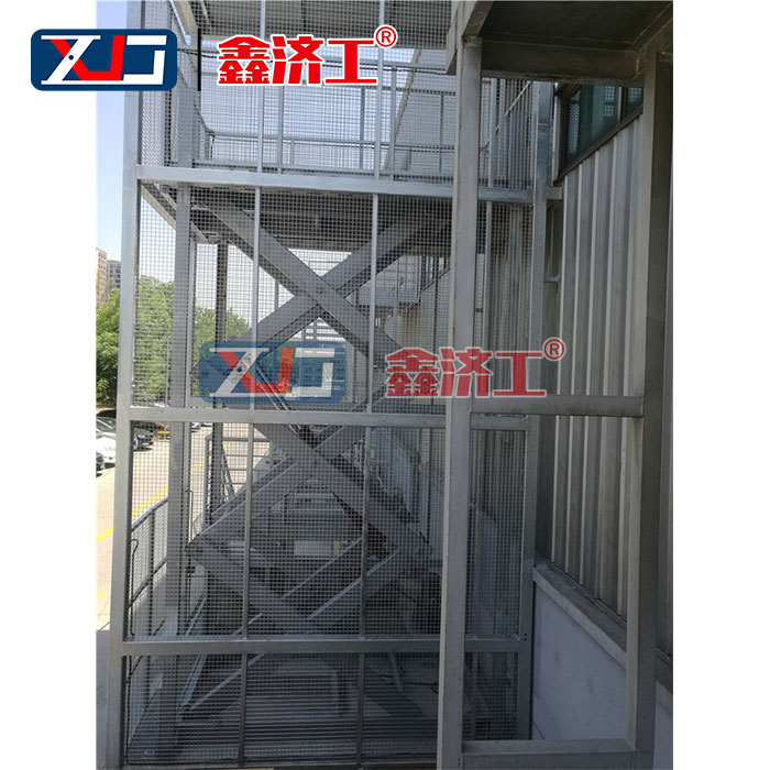 工廠升降機(jī)械