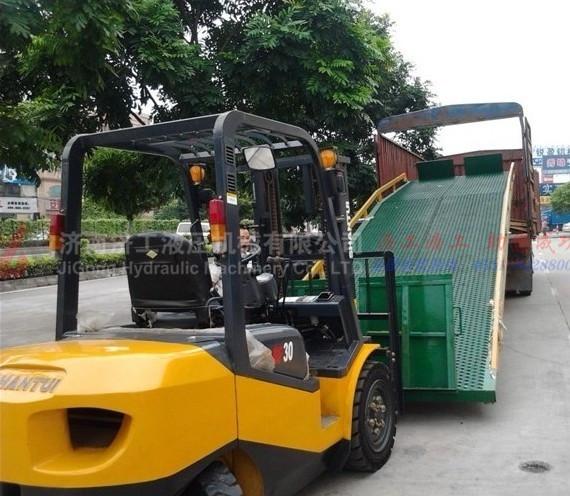 移動式登車橋,移動式液壓登車橋 移動式登車橋,移動式液壓登車橋